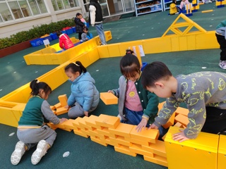户外建构：动物王国