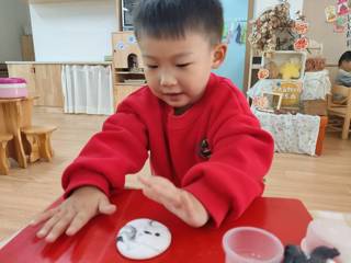 美工区：黏土饼干