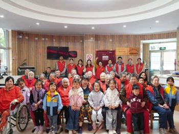 情暖重阳，爱满心间