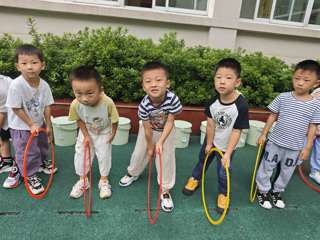 体育游戏：创意玩圈