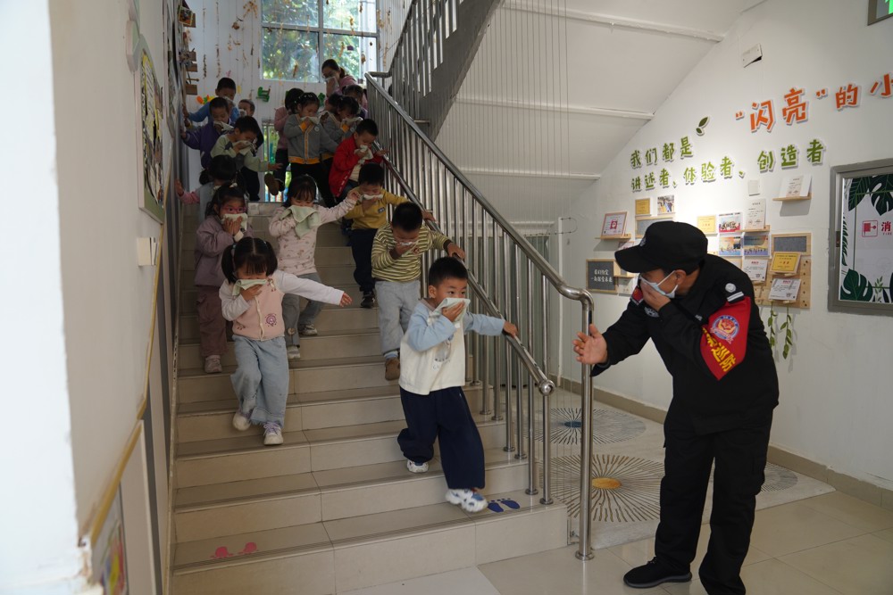 61b32f330ac8472db64c2a4b7b06234a.jpg 61b32f330ac8472db64c2a4b7b06234a.jpg