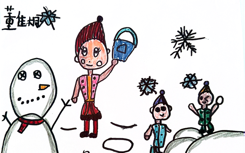 初雪天一起堆雪人！